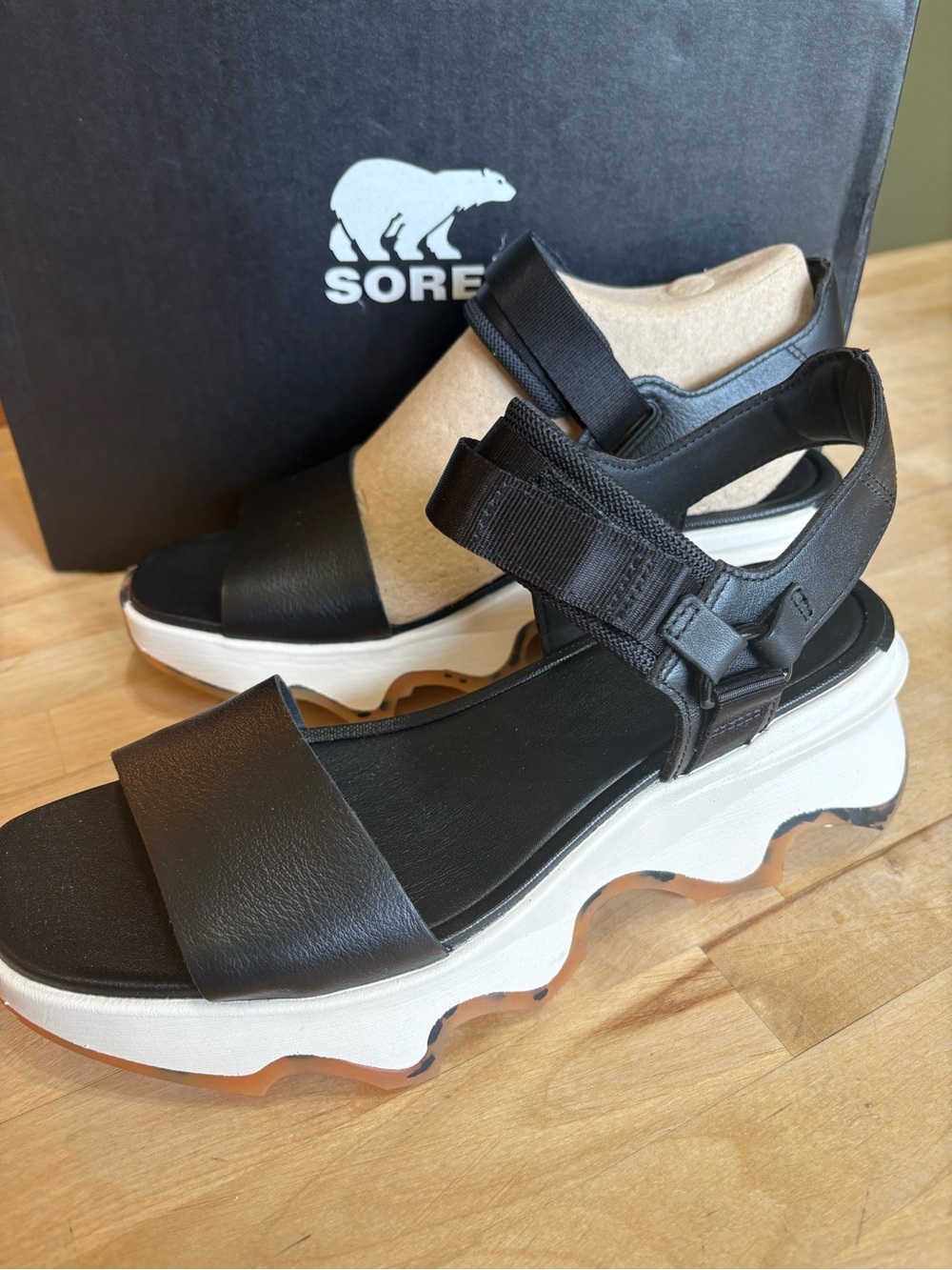Sorel Kinetic Impact Y-Strap High Wedge Sandal, Size 10 - Picture 2 of 10